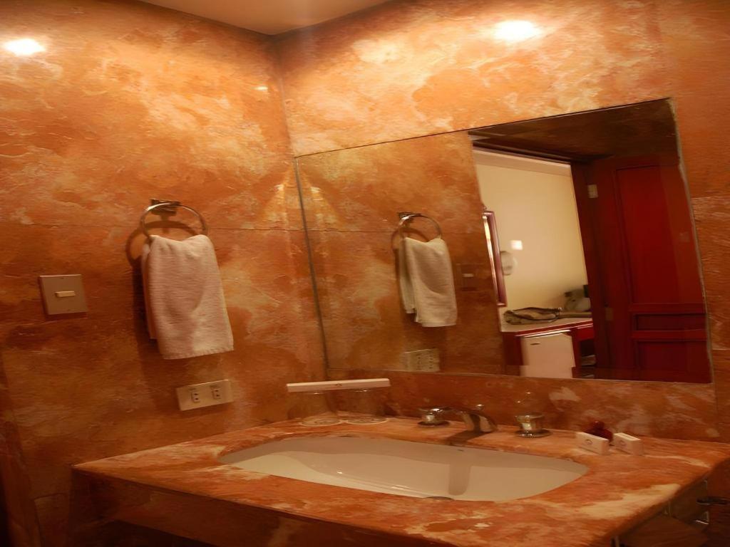 Great Eastern Hotel Quezon City Exterior foto